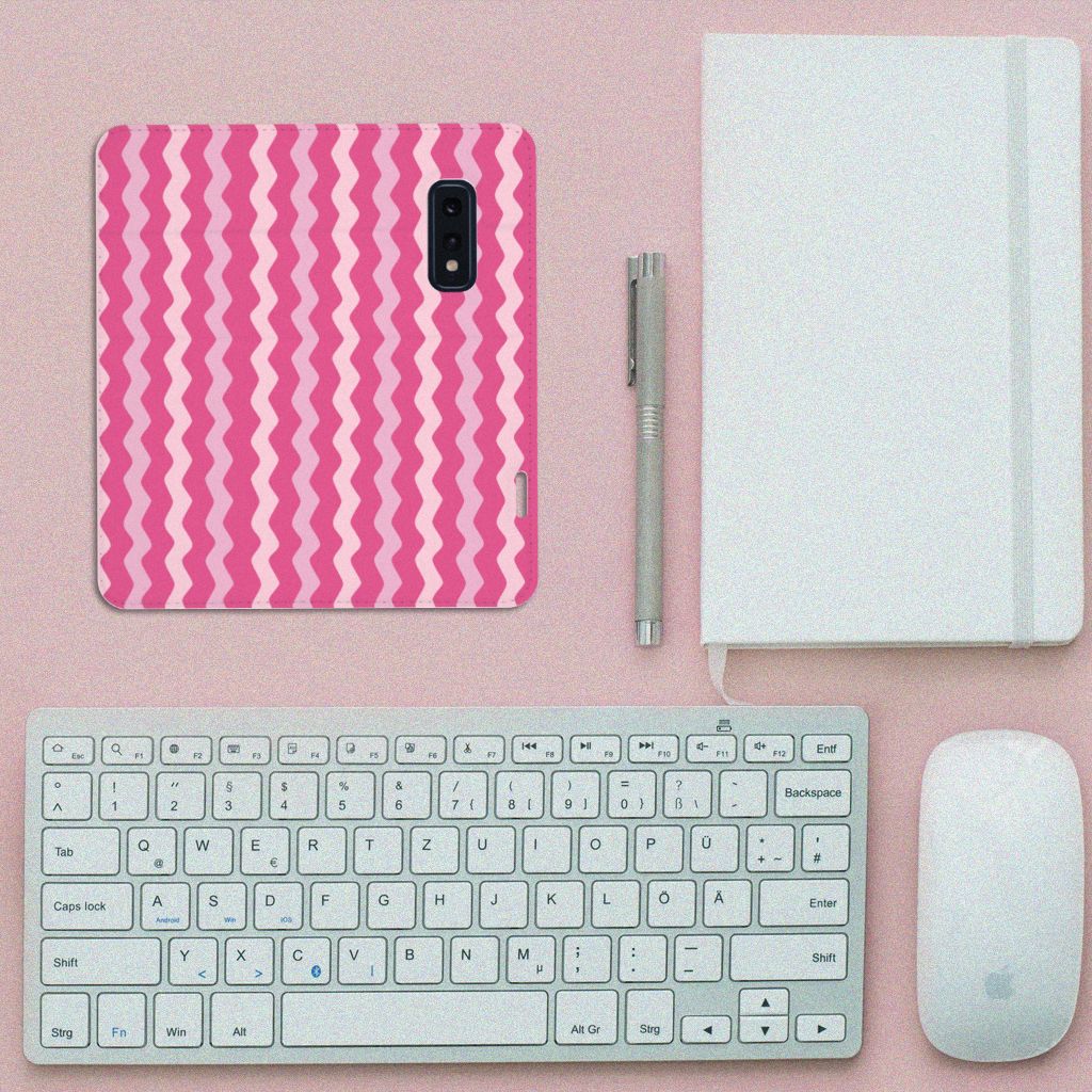 Samsung Galaxy S10e Hoesje met Magneet Waves Pink