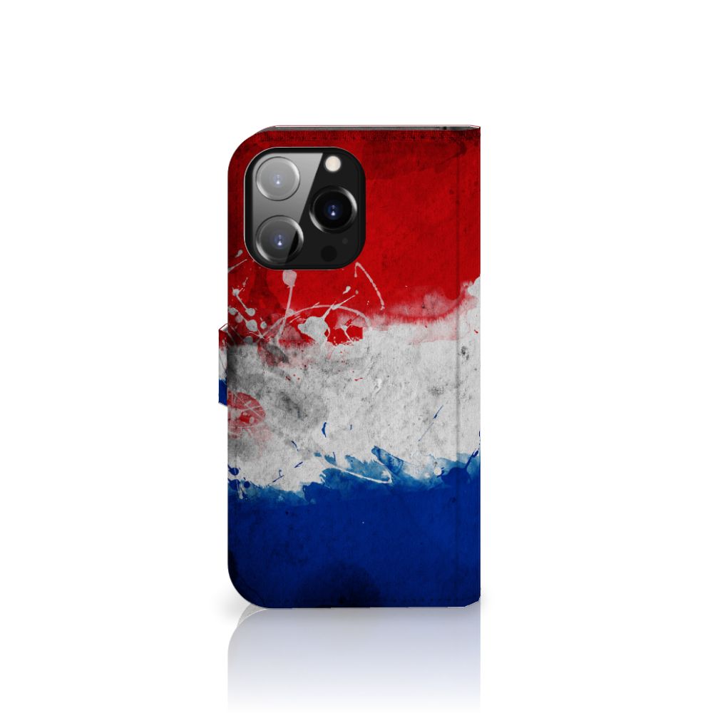 iPhone 14 Pro Max Bookstyle Case Nederland met design van de Nederlandse vlag in artistiek style.