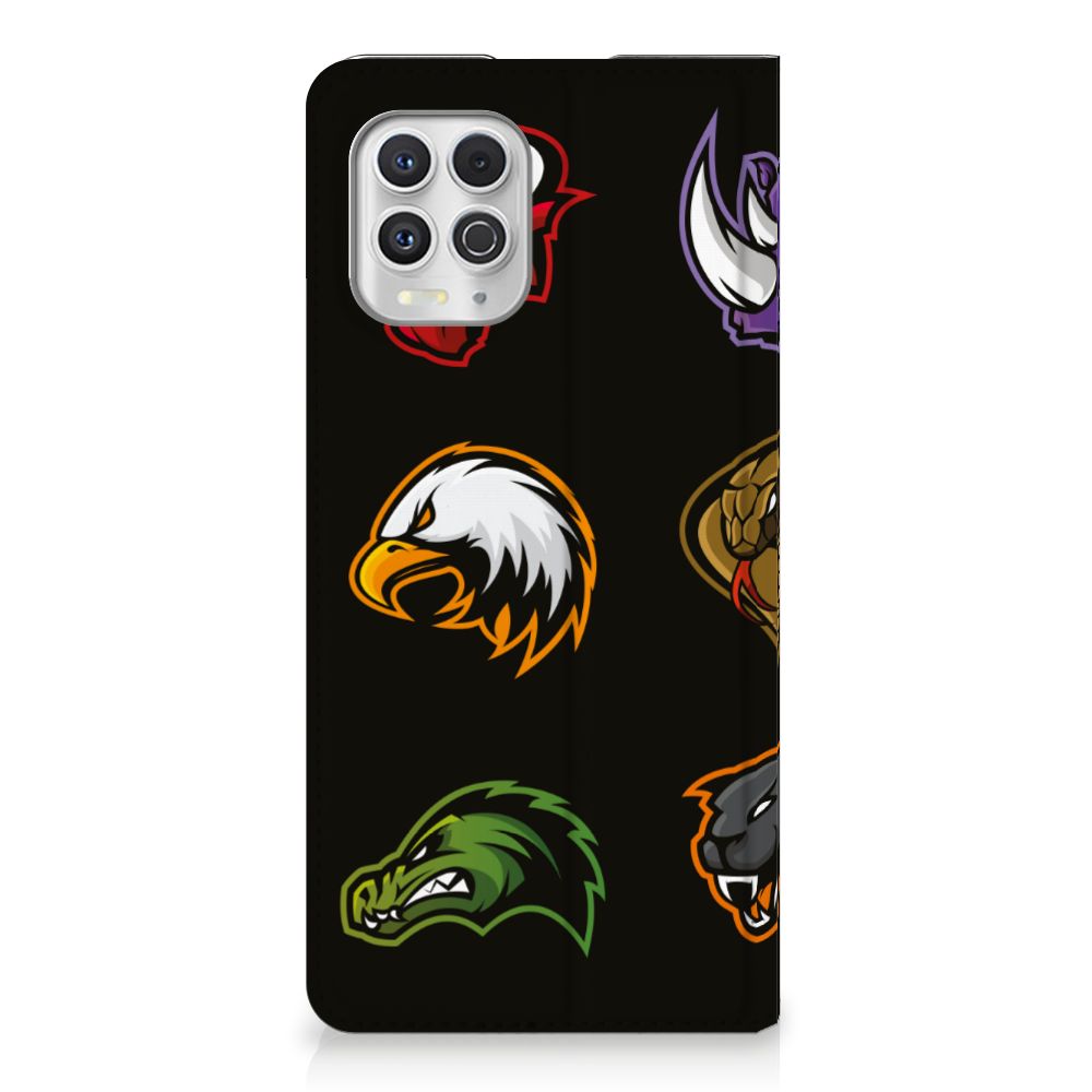 Motorola Moto G100 Magnet Case Cartoon met verschillende dierenlogo's op een zwarte achtergrond.