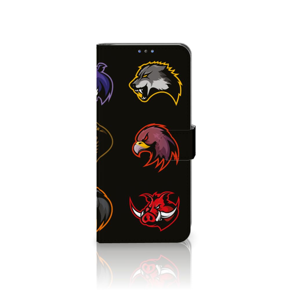 Motorola G8 Power Lite Leuk Hoesje Cartoon met kleurrijke dierenprints op een zwarte achtergrond.