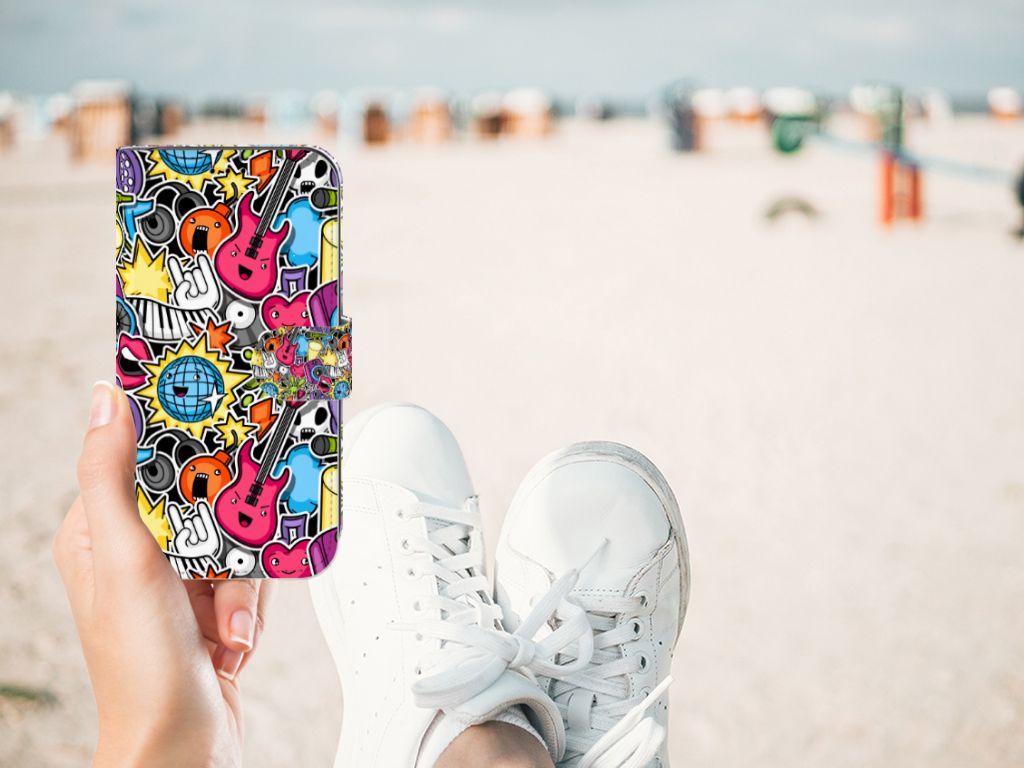 Apple iPhone 11 Wallet Case met Pasjes Punk Rock