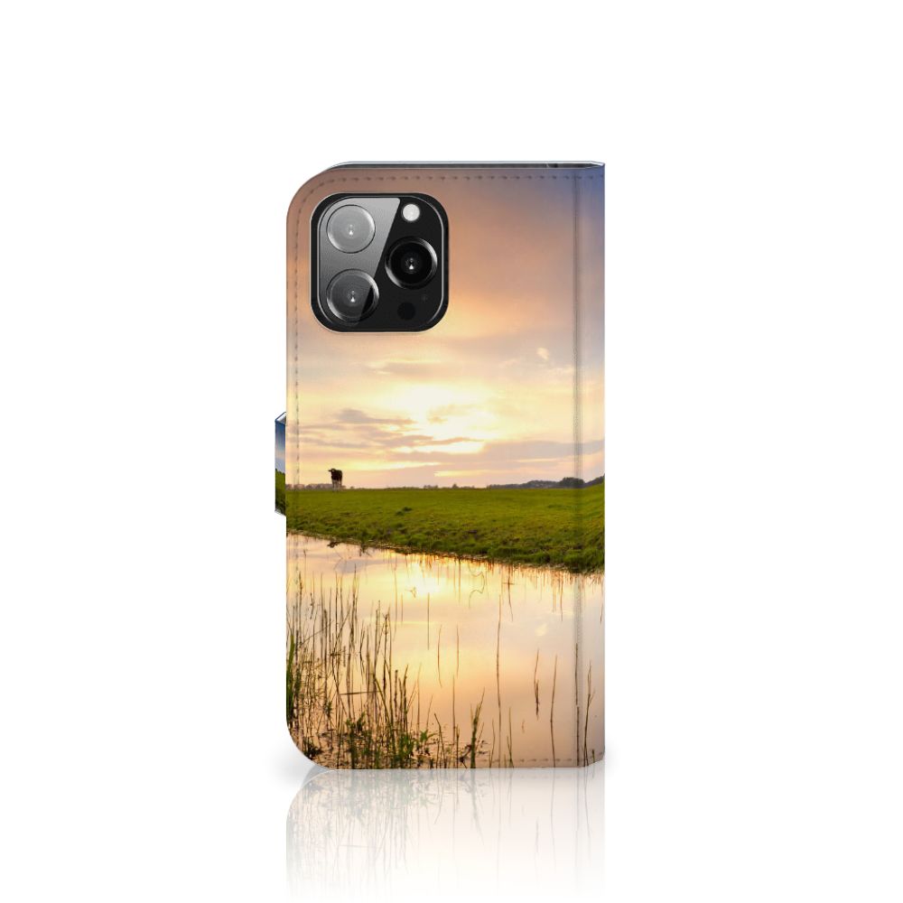 iPhone 13 Pro Max Telefoonhoesje met Pasjes Koe