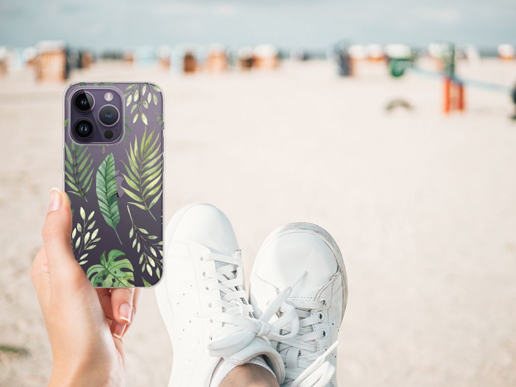 Apple iPhone 14 Pro TPU Case Leaves met groene bladeren, perfect voor een frisse uitstraling 🌿.