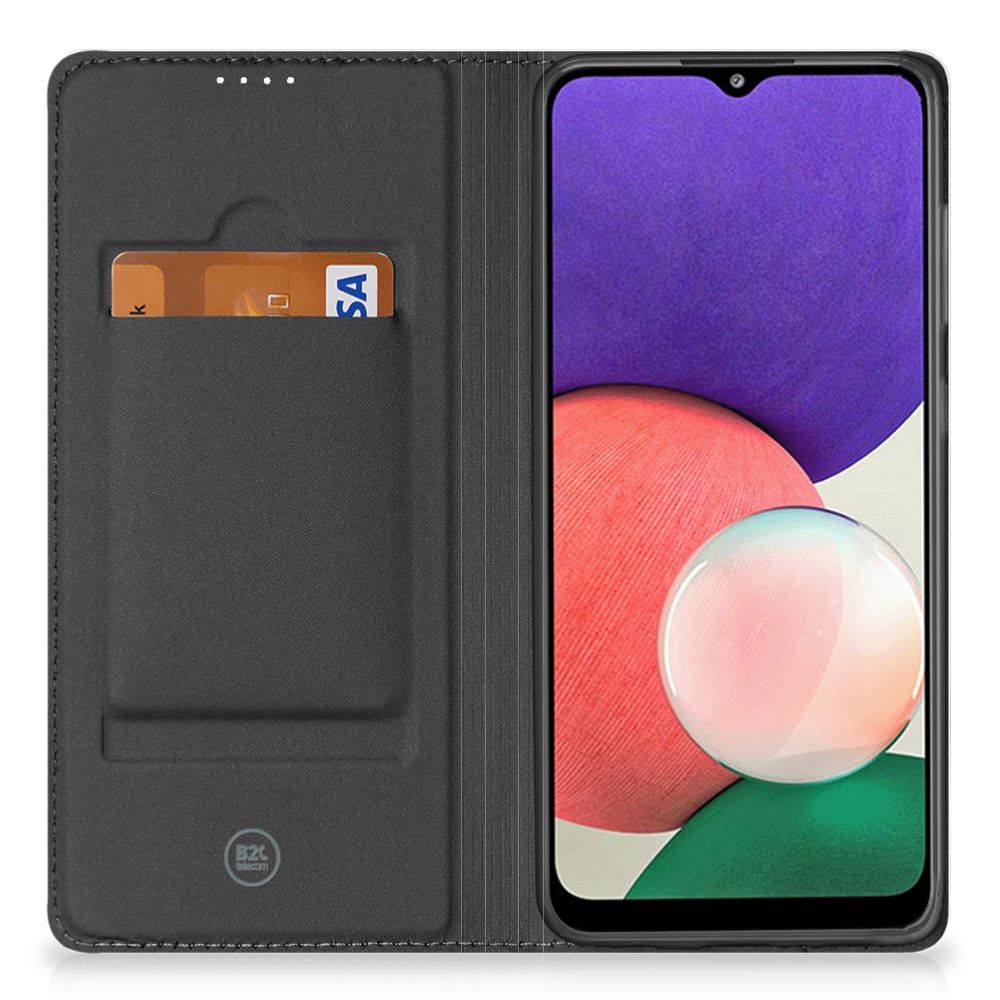 Samsung Galaxy A22 5G Hoesje maken Paarden met zwarte binnenkant en ruimte voor een creditcard.