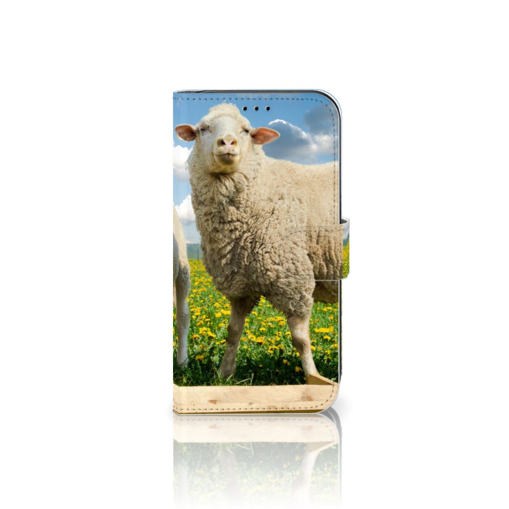 Apple iPhone 11 Telefoonhoesje met Pasjes Schaap en Lammetje