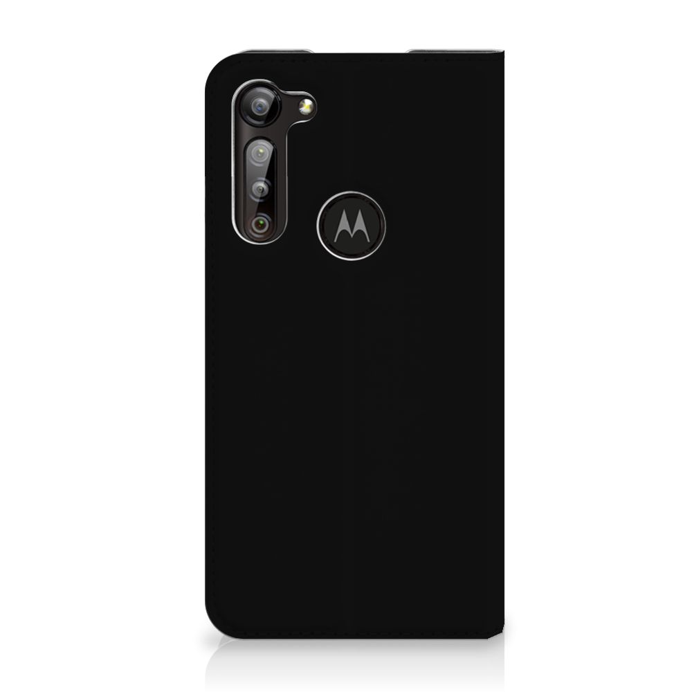 Motorola Moto G8 Power Hippe Standcase Popart Princess - B2C Telecom