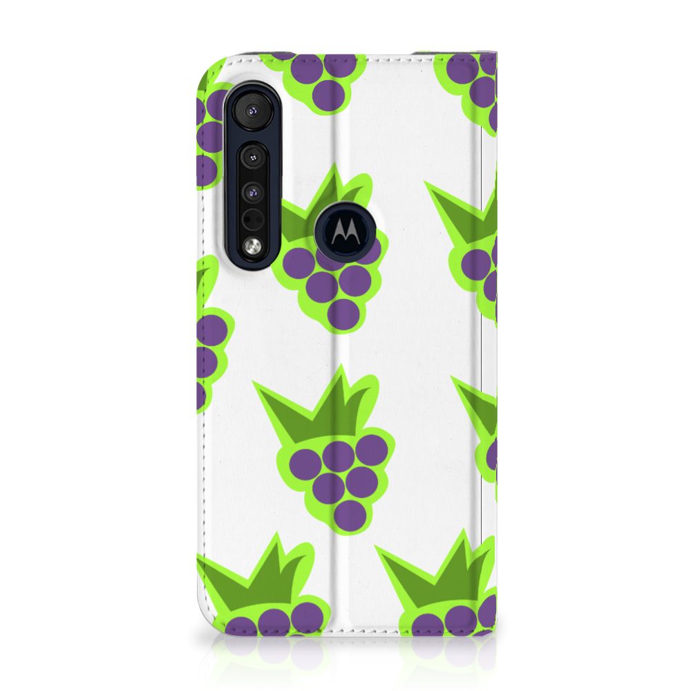 Motorola G8 Plus Flip Style Cover Druiven - B2C Telecom