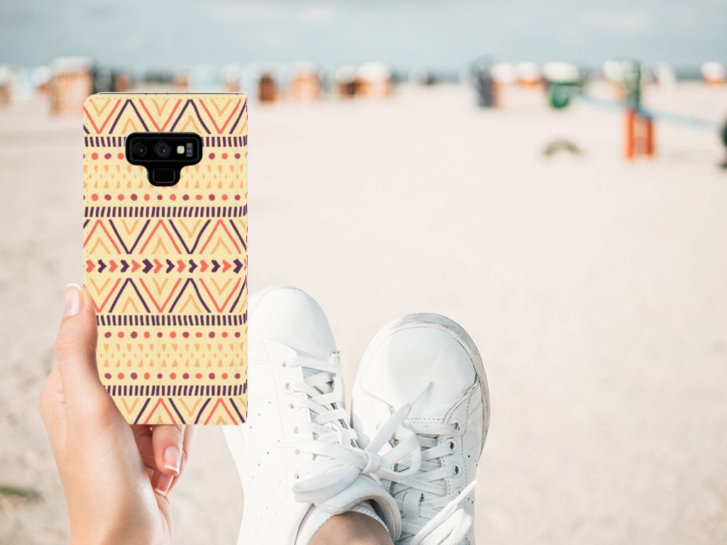Samsung Galaxy Note 9 Hoesje met Magneet Aztec Yellow
