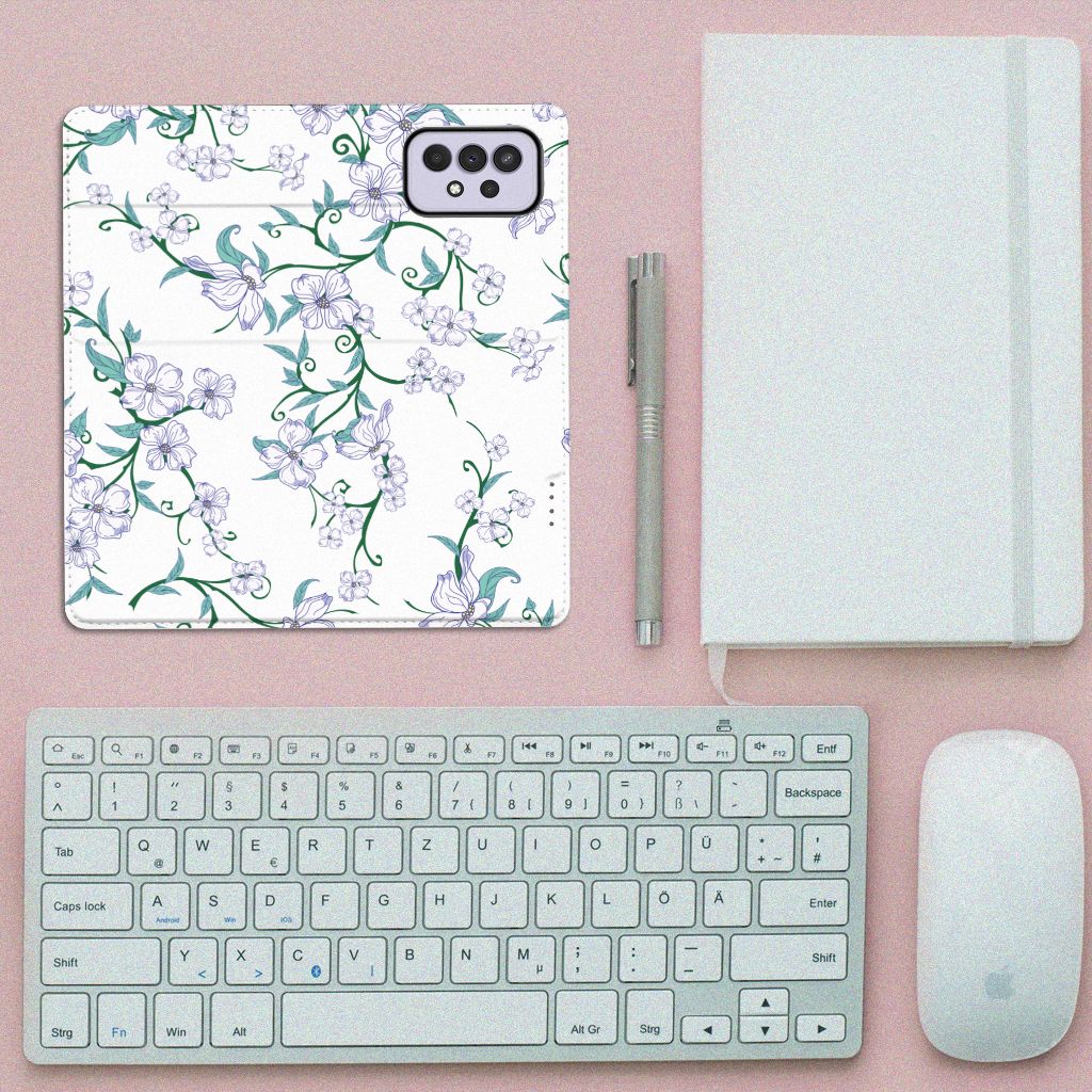 Samsung Galaxy A33 5G Uniek Smart Cover Blossom White - B2C Telecom