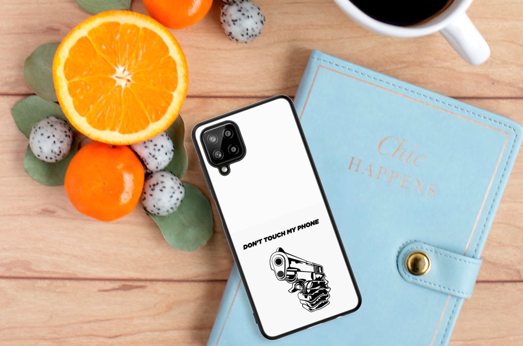 Samsung Galaxy A12 Telefoon Hoesje Gun Don't Touch My Phone B2C Telecom