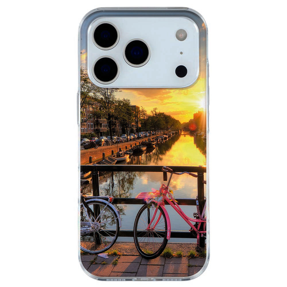 iPhone 17 Pro Max TPU hoesje met print van Amsterdamse grachten en historische gevels