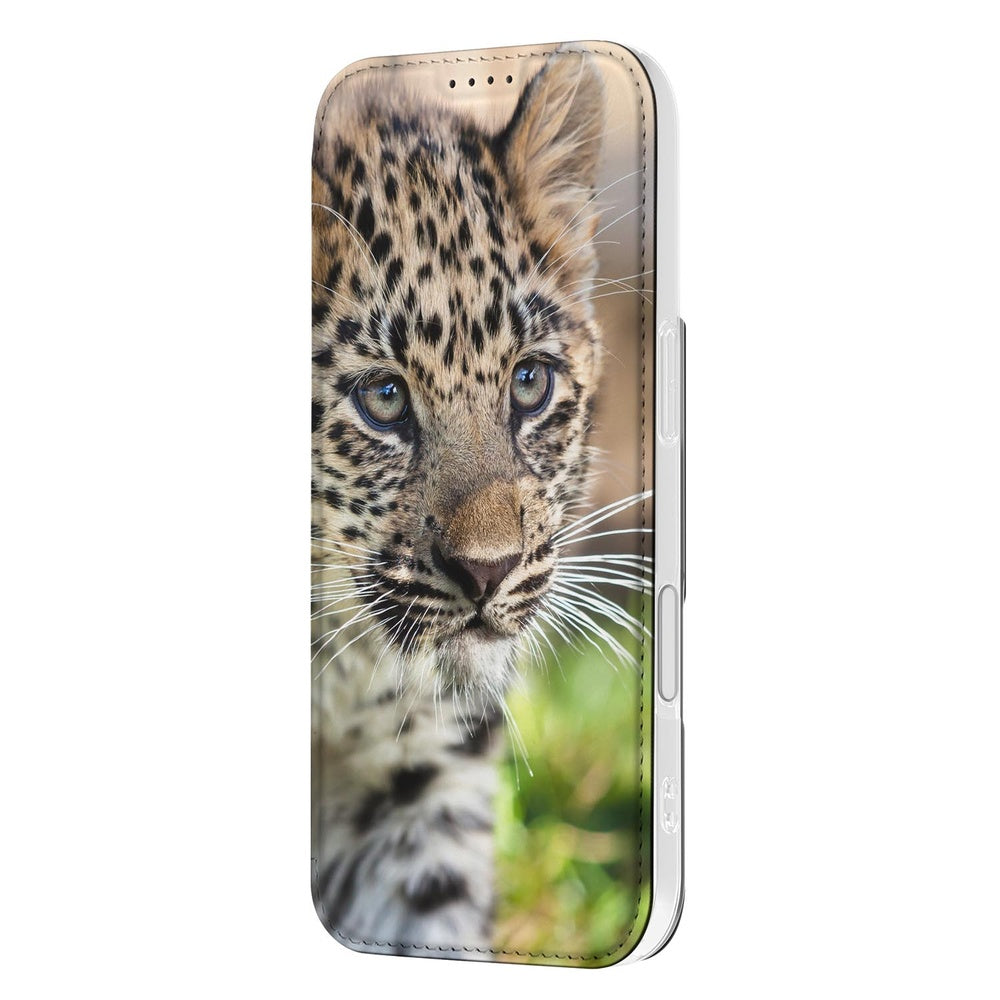 Apple iPhone 17 Standcase Hoesje Baby Luipaard baby luipaard voorkant