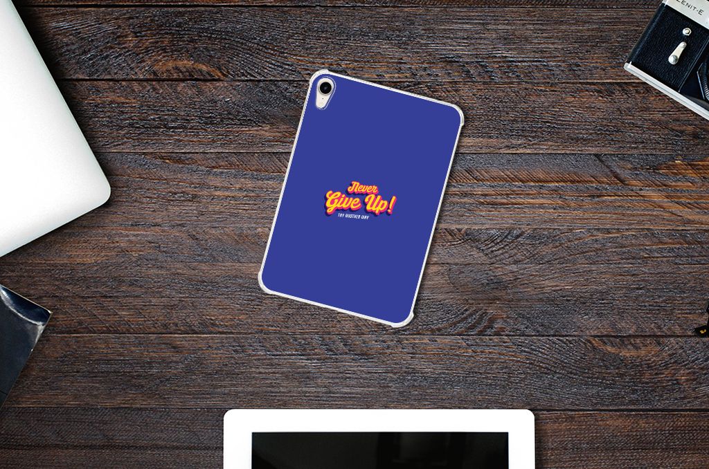 Apple iPad mini 6 (2021) Back cover met naam Never Give Up - B2C Telecom