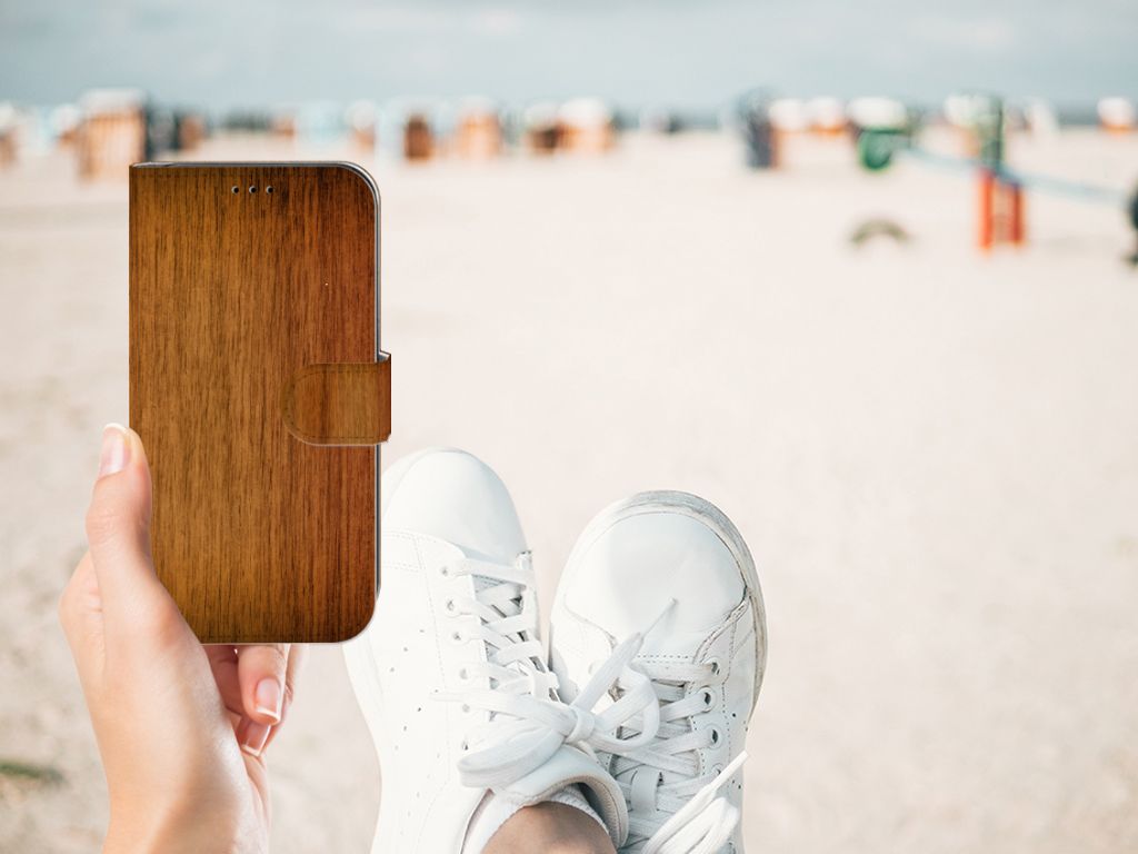 Apple iPhone 11 Book Style Case Donker Hout