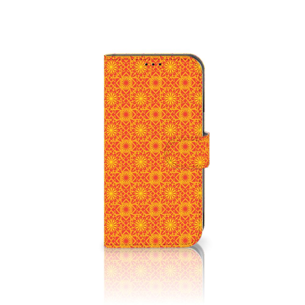Apple iPhone 14 Telefoon Hoesje Batik Oranje design batik vooraan