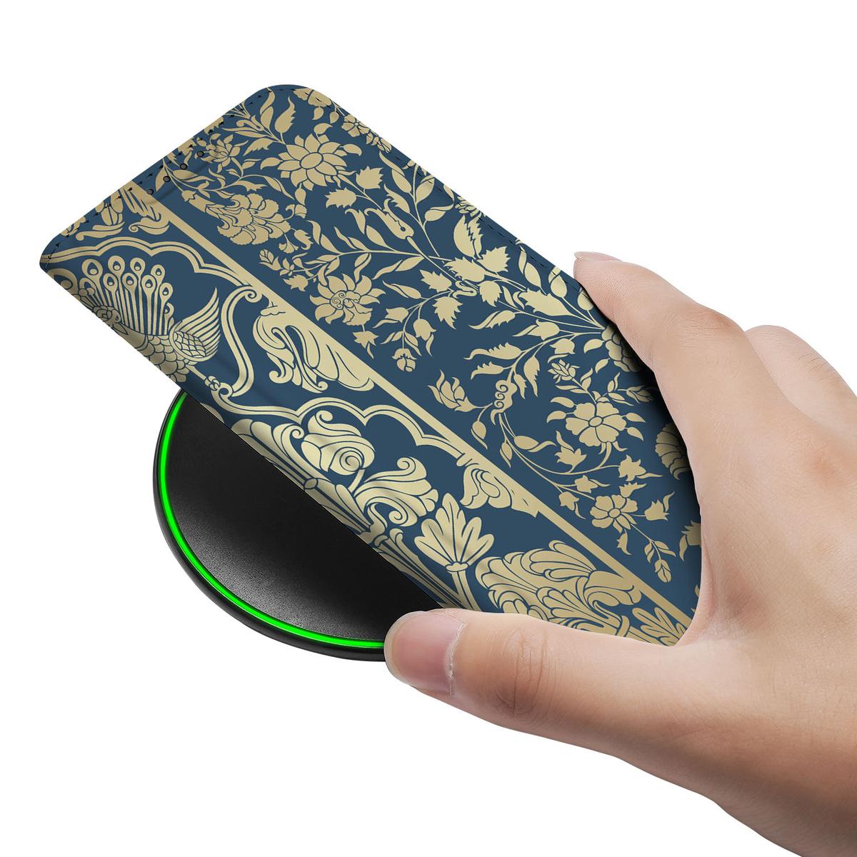 Apple iPhone 16e Smart Cover Beige Flowers design beige flowers hand bovenop