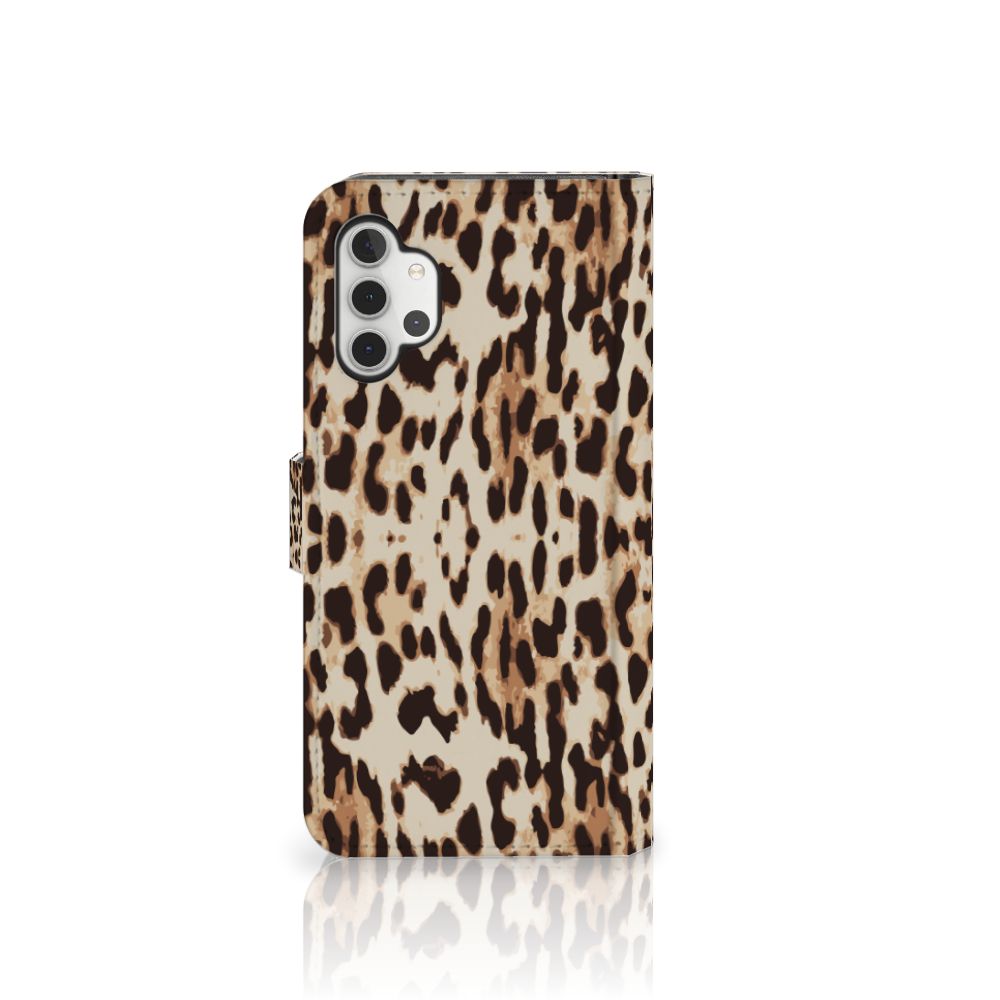Samsung Galaxy A32 4G Telefoonhoesje met Pasjes Leopard