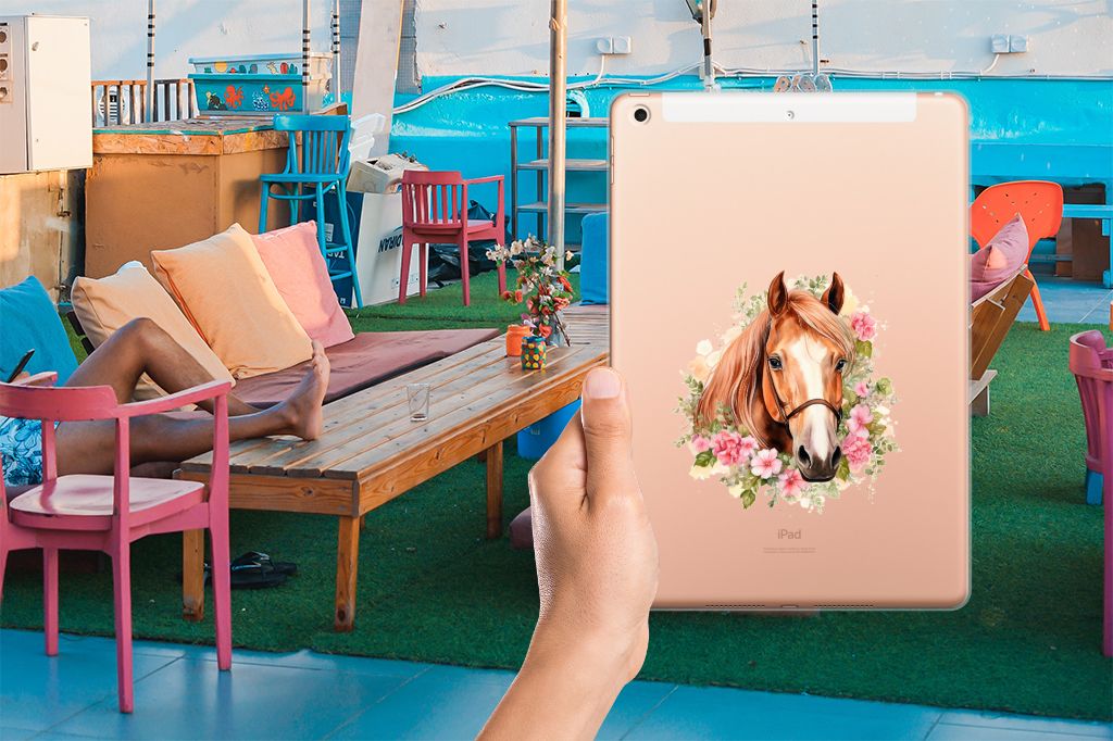 Back Case voor Apple iPad 10.2 iPad 10.2 (2020) 10.2 (2021) Paard ontwerp hand met bloemen achtertuin