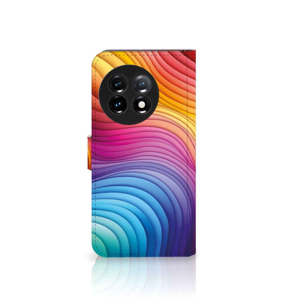 Book Case voor OnePlus 11 Regenboog met kleurrijk golfpatroon, perfect als cadeau voor bescherming en gebruiksgemak.