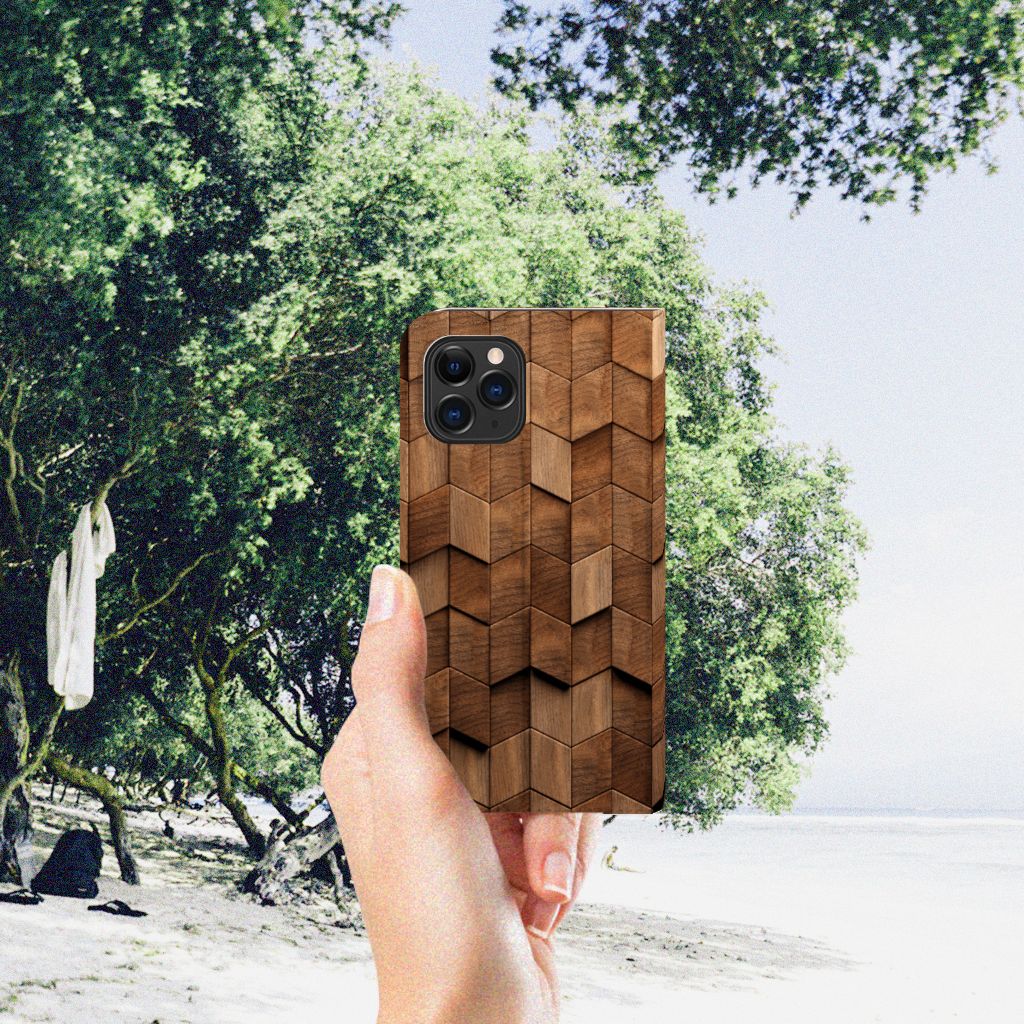 Apple iPhone 11 Pro Book Wallet Case voor Apple iPhone 11 Pro Wooden Cubes hand strand
