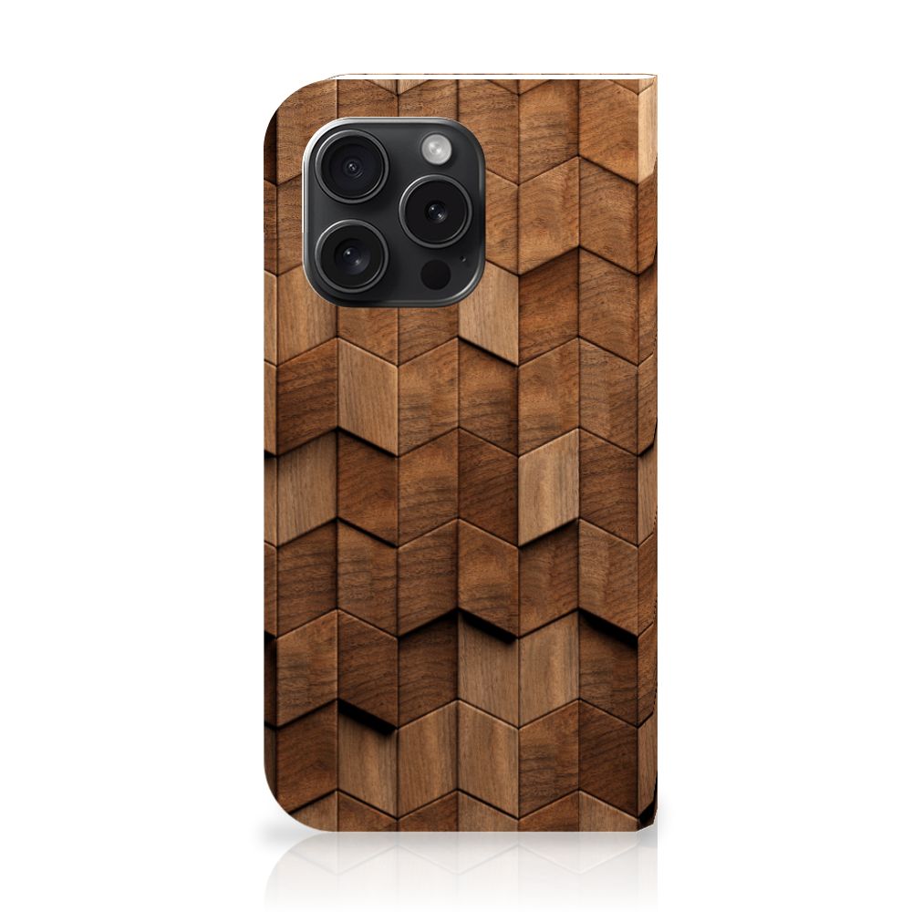 Book Wallet Case voor iPhone 15 Pro Wooden Cubes met een uniek houten design.