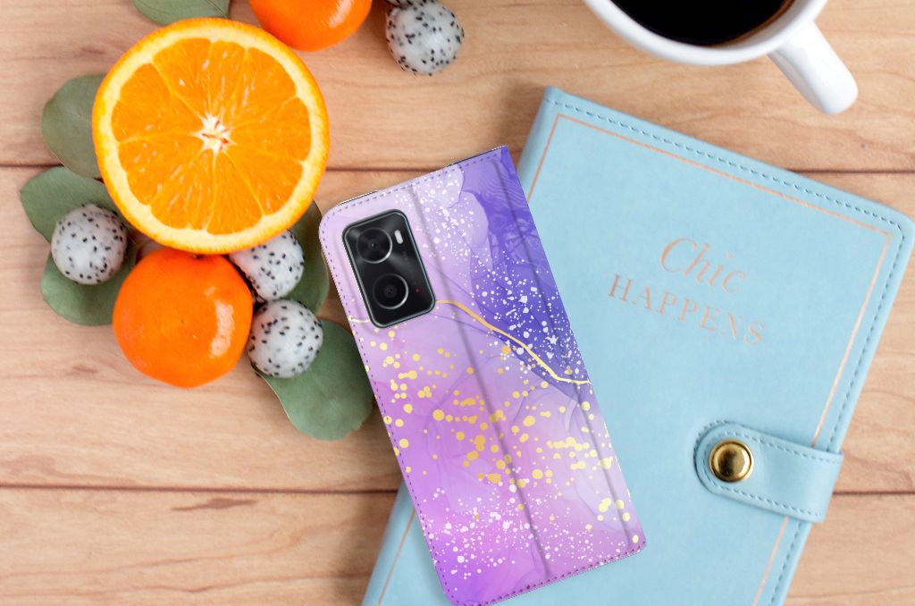 Bookcase voor OPPO A96 | A76 Watercolor Paars met frisse fruit en een notitieboek op tafel 🍊