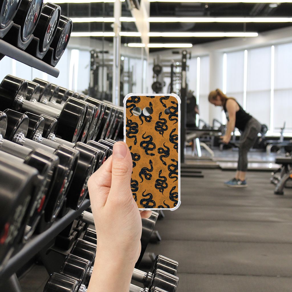 Google Pixel 8A Case Anti-shock Snakes hand met hoesje in sportschool