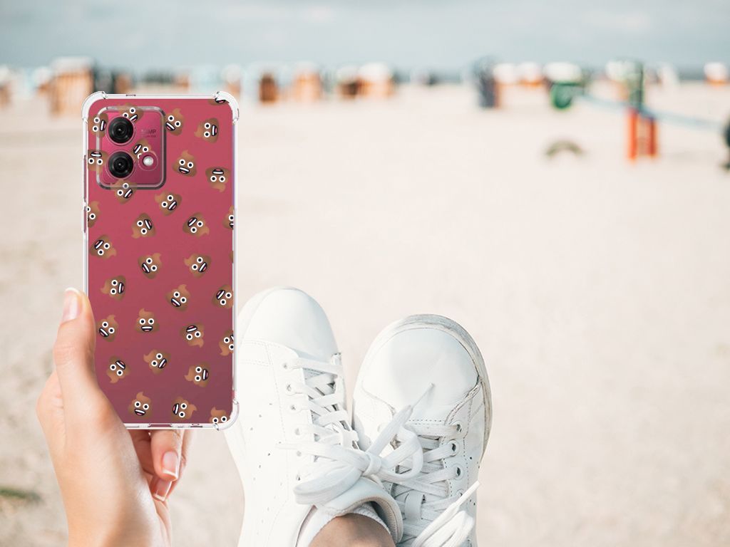 Motorola Moto G84 Doorzichtige Silicone Hoesje Poep Emojis hand vastgelegd strand