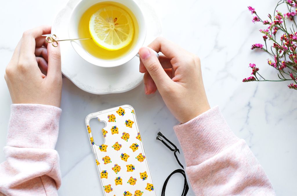 Doorzichtige Silicone Hoesje voor Samsung Galaxy A14 5G Katten Emojis met handen en thee op tafel.