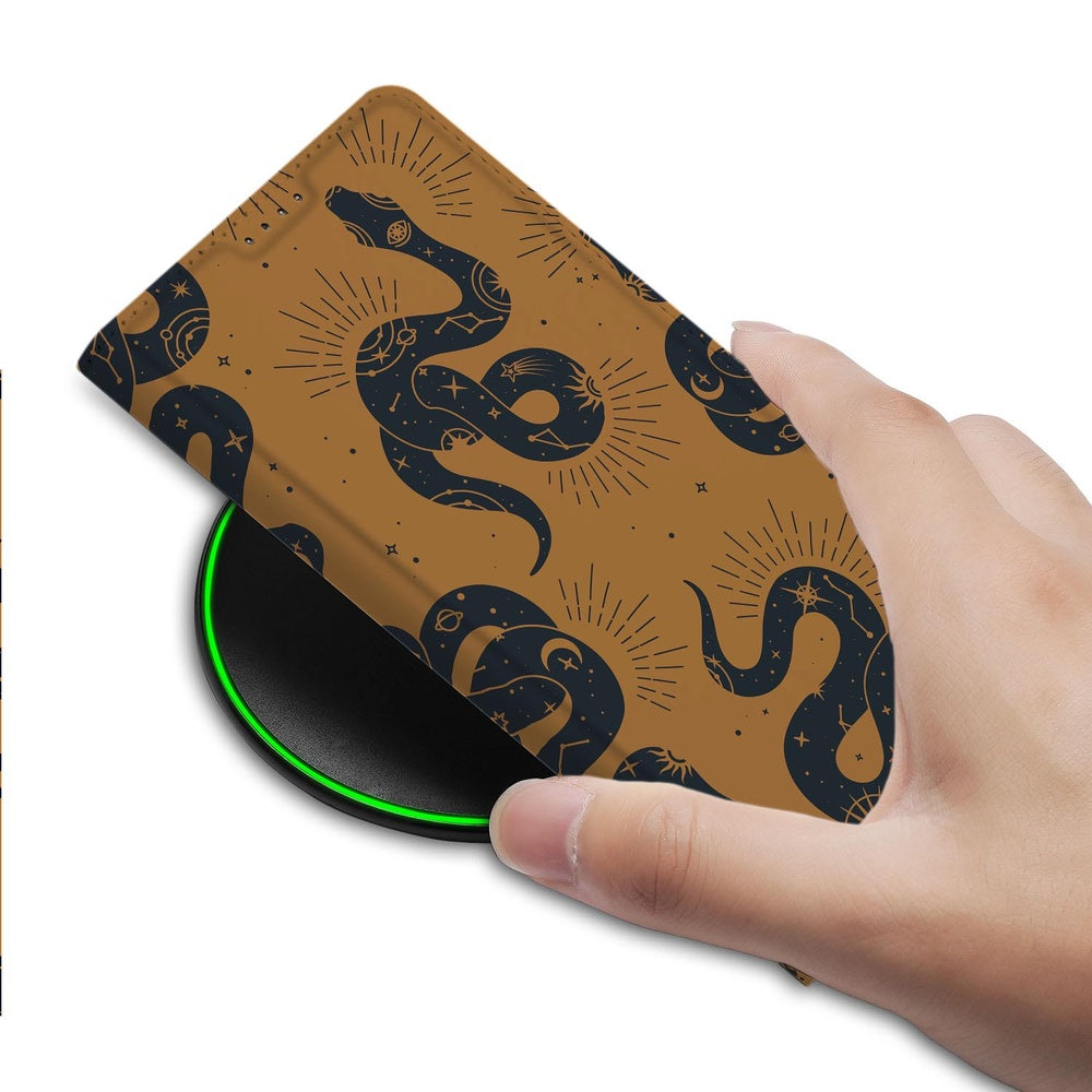 Telefoonhoesje Google Pixel 10 | Pixel 10 Pro Snakes slangenmotief terracotta bruin