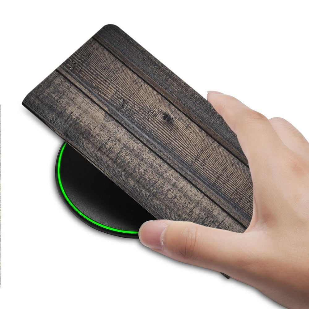 Book Case Google Pixel 10 | Pixel 10 Pro Steigerhout hand aanzicht