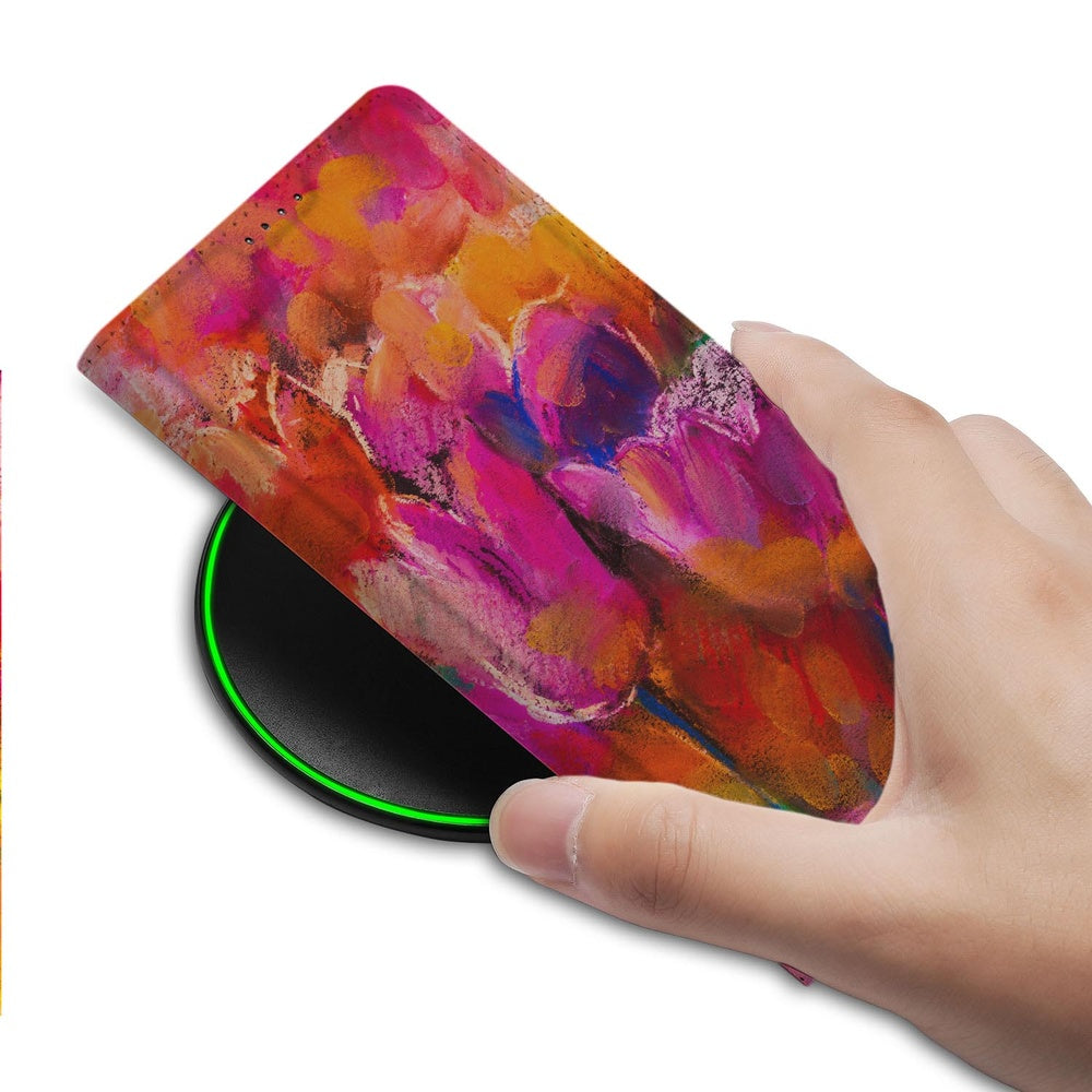 Telefoonhoesje Google Pixel 10 | Pixel 10 Pro Tulips design hoesje hand aanzicht