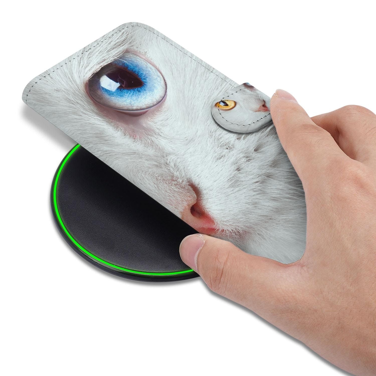 Hoesje met pasjeshouder voor Google Pixel 10a in Witte Kat stijl