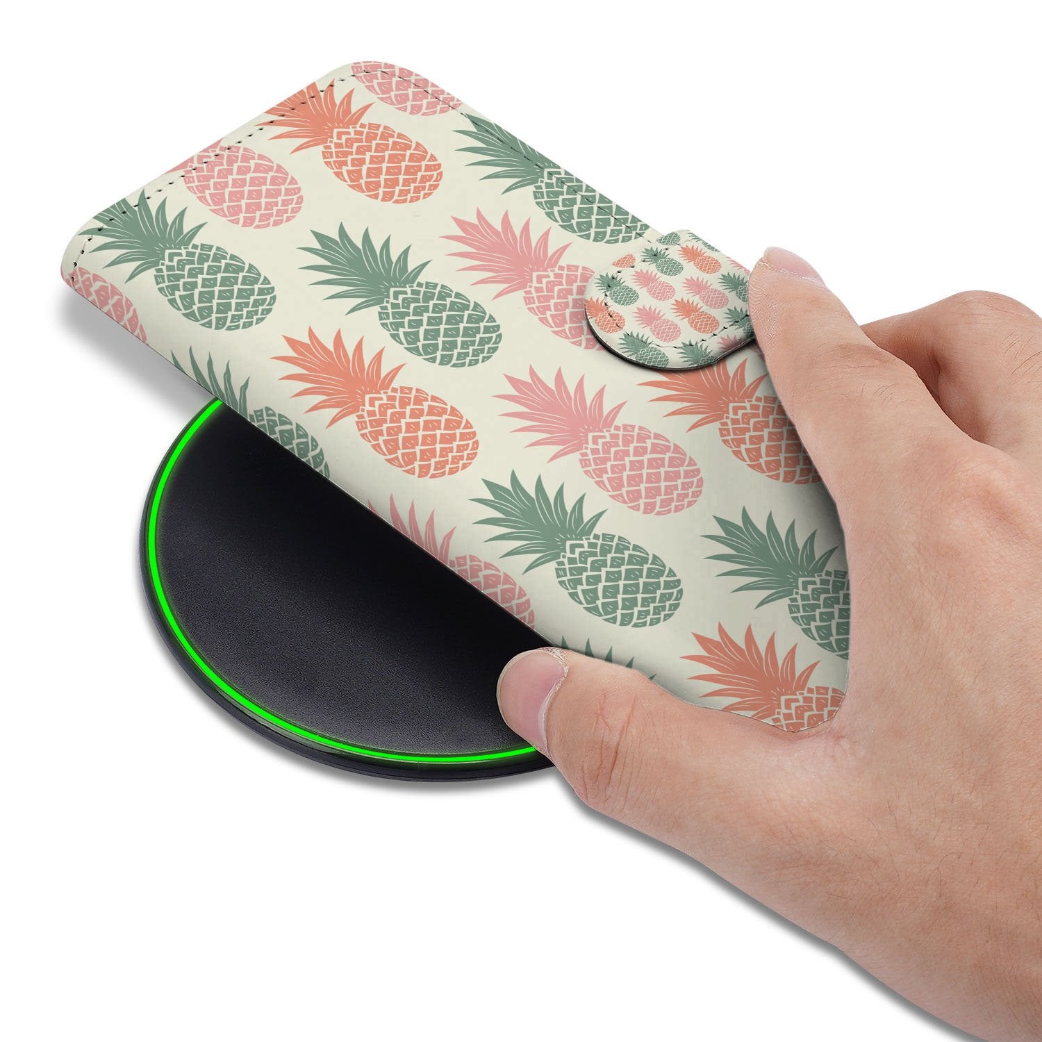 Ananas VibeBook Google Pixel 9a Book Case En Portemonnee Hoesje ananasprint hand boven draadloze oplader