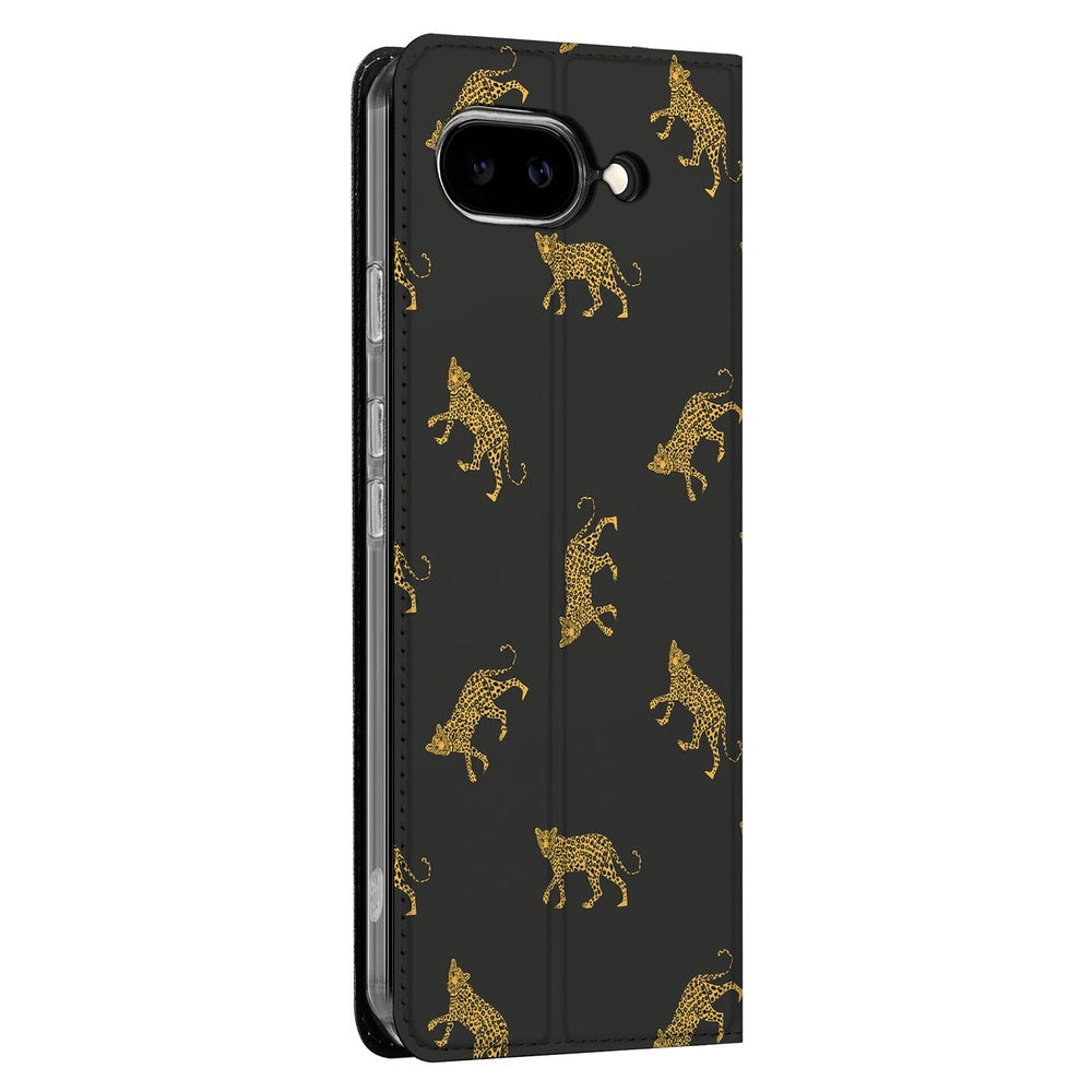 Google Pixel 9a Book Wallet Case Leopards gouden luipaarden zwart
