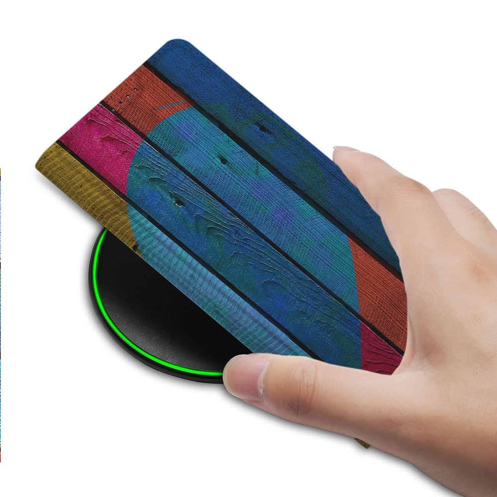 Google Pixel 9a Standcase Hoesje Wood Heart design houtstructuur kleurrijk aanzicht