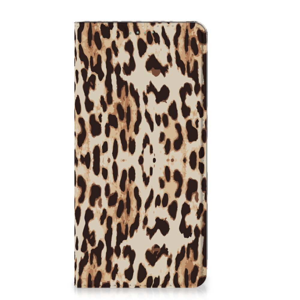 Stylish Google Pixel 7 Hoesje maken Leopard met een fraai luipaardprint design – perfect cadeau voor gebruiksgemak en bescherming.