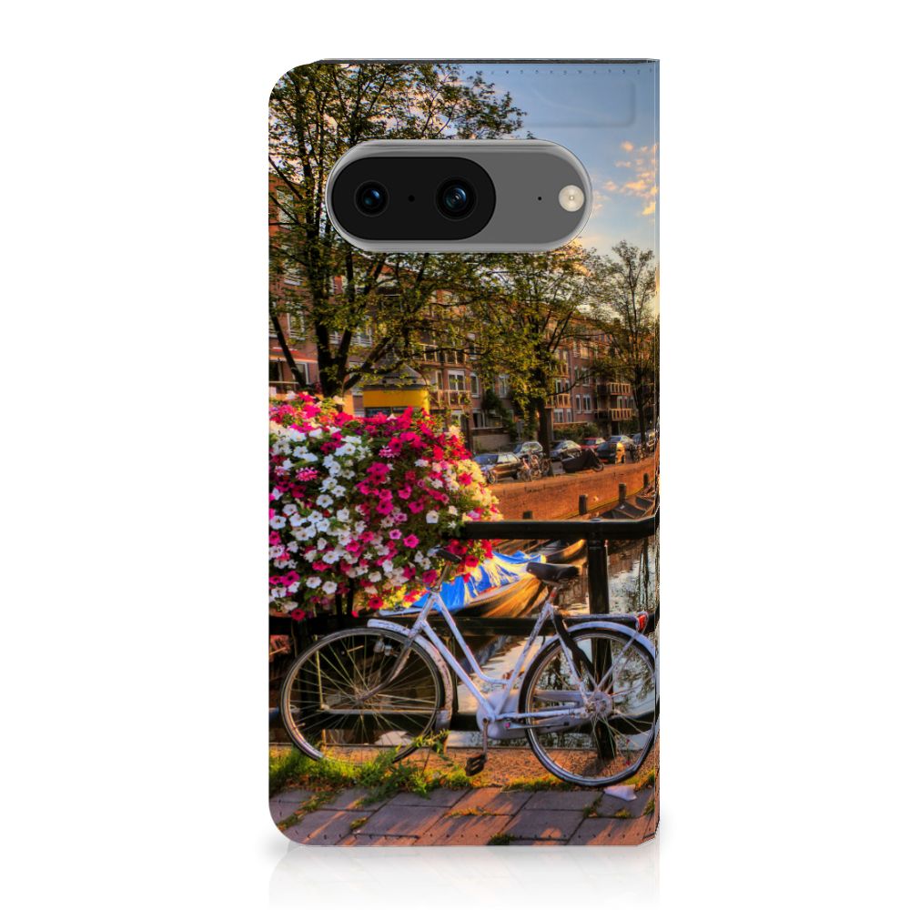 Google Pixel 8 Book Cover Amsterdamse Grachten design fiets bloemen aanzicht