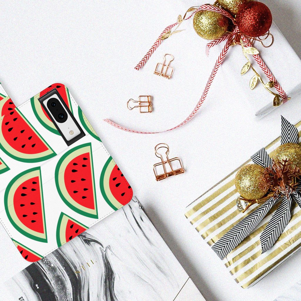 Google Pixel 8 Book Cover Watermelons met vrolijke watermeloenprint 🎉 voor stijl en bescherming.