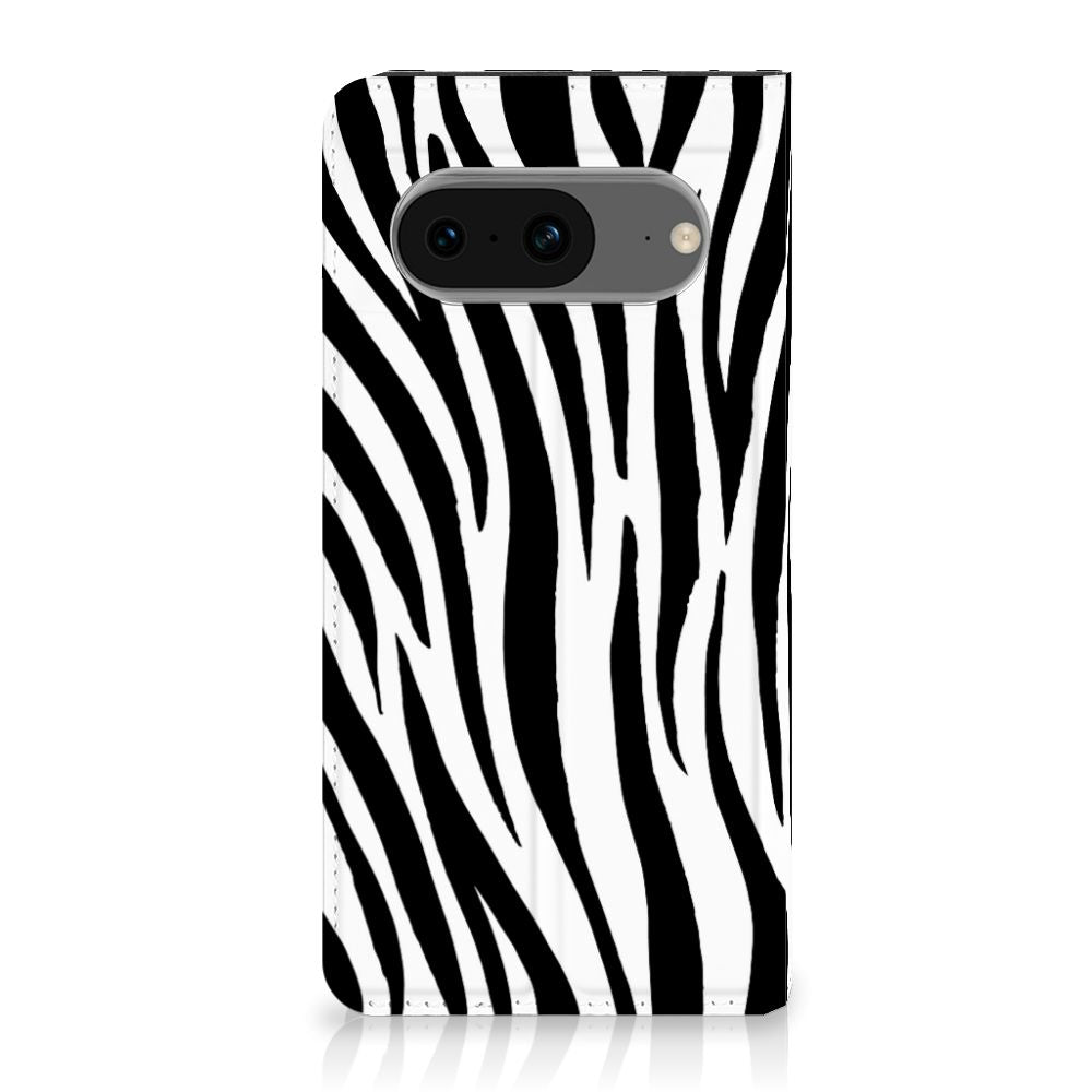 Google Pixel 8 Hoesje maken Zebra met zwart-witte zebrapatronen voor unieke uitstraling en bescherming.