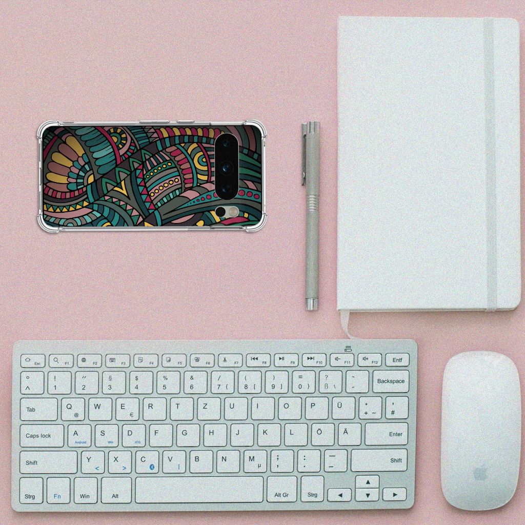 Google Pixel 8 Pro Doorzichtige Silicone Hoesje Aztec bovenaanzicht toetsenbord notitieboek pen