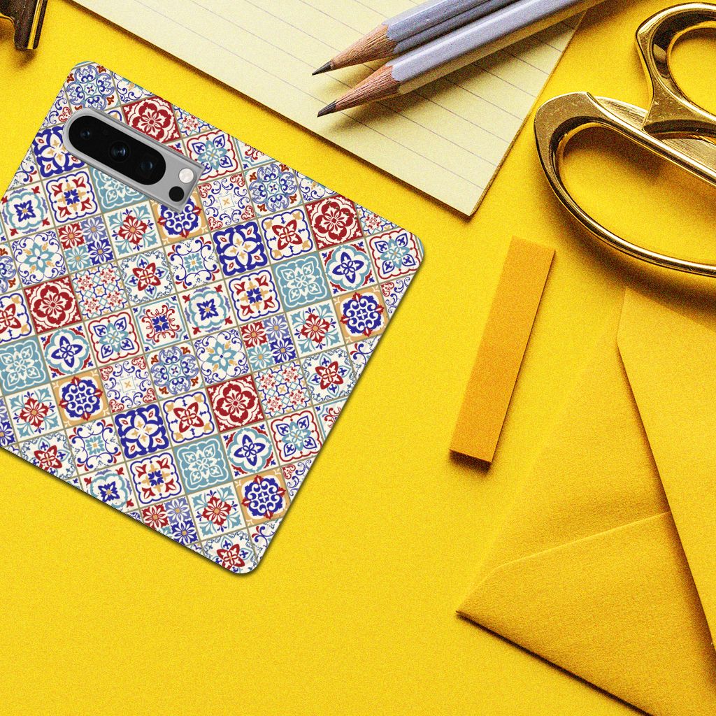 Google Pixel 8 Pro Standcase Tiles Color design kleurrijk bovenaanzicht