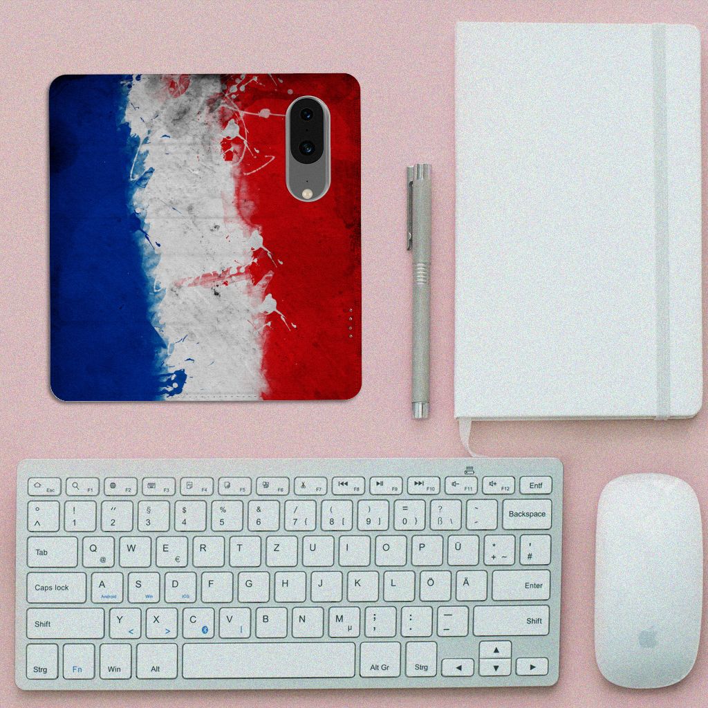 Google Pixel 8 Standcase Nederland ontwerp Nederlandse vlag aanzicht