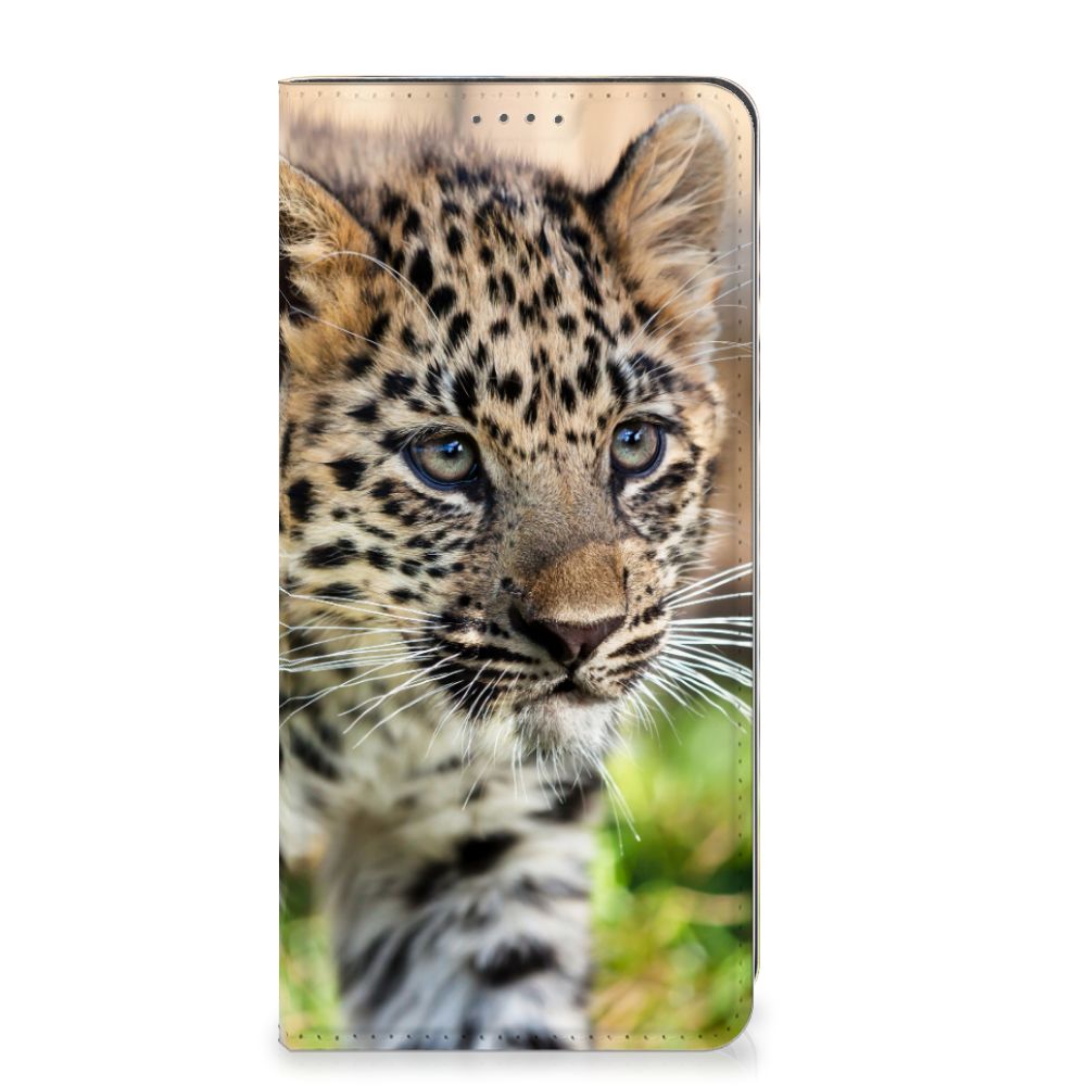 Google Pixel 8A Hoesje maken Baby Luipaard hoesje baby luipaard aanzicht