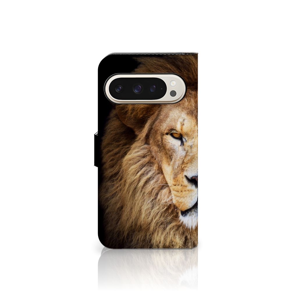 Google Pixel 9 | 9 Pro Telefoonhoesje met Pasjes Leeuw design leeuw aanzicht