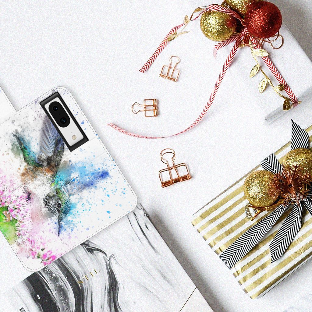 Hoesje Google Pixel 8 Vogel artistiek ontwerp kolibrie bloemen kleuren