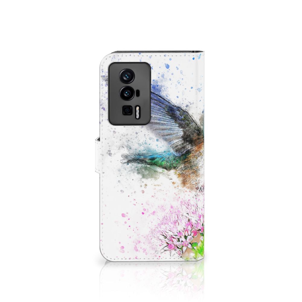 Hoesje Xiaomi Poco F5 Pro Vogel met kleurrijk kolibrie design en bloemen, perfect voor bescherming en uitstraling.