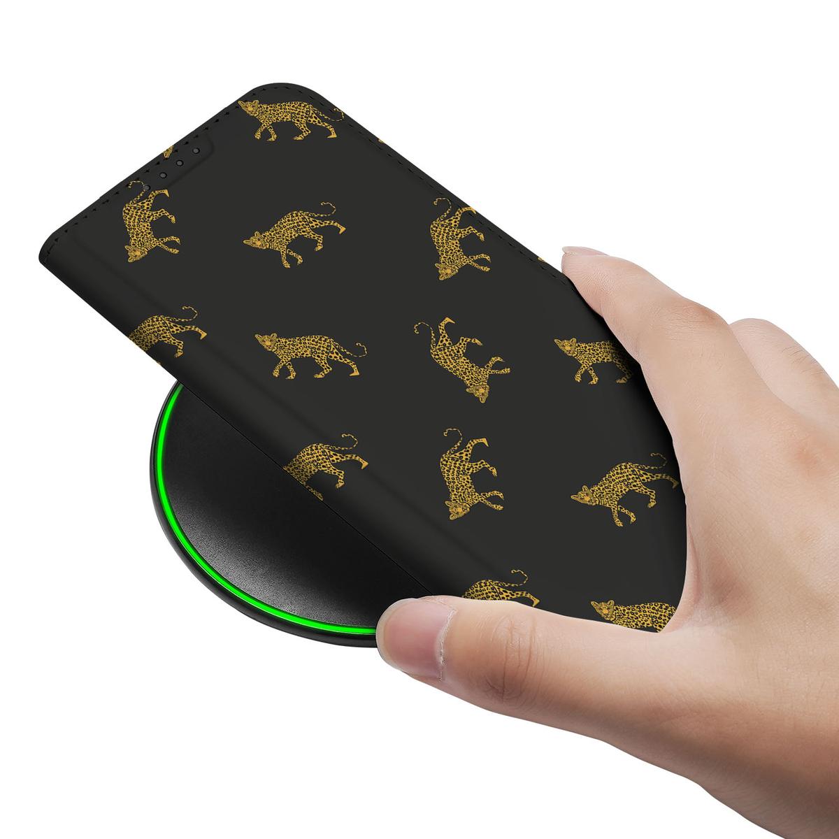Apple iPhone 16e hoesje maken voor Apple iPhone 16e Leopards hand aanzicht