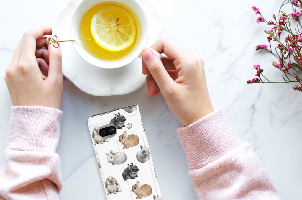 Google Pixel 7A hoesje maken konijntjes design bovenaanzicht