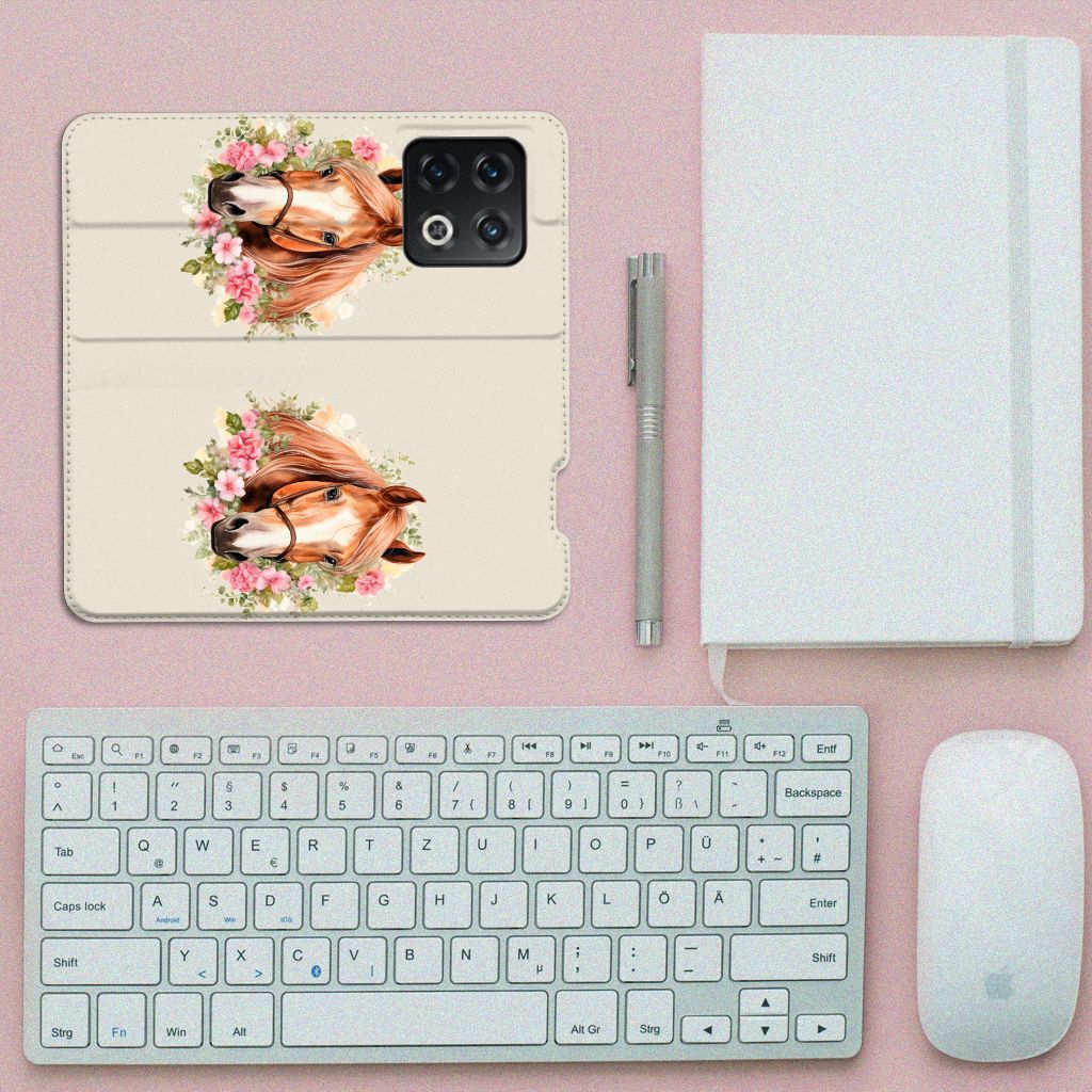Hoesje maken voor OnePlus 10 Pro Paard met bloemen, perfect als cadeau voor paardliefhebbers.